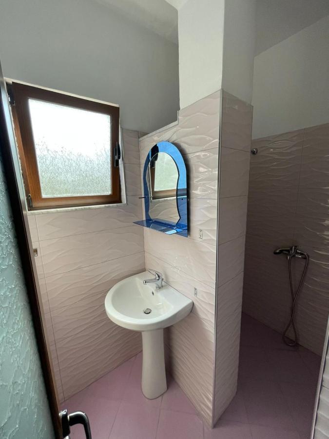Centre Hotel Берат Екстер'єр фото